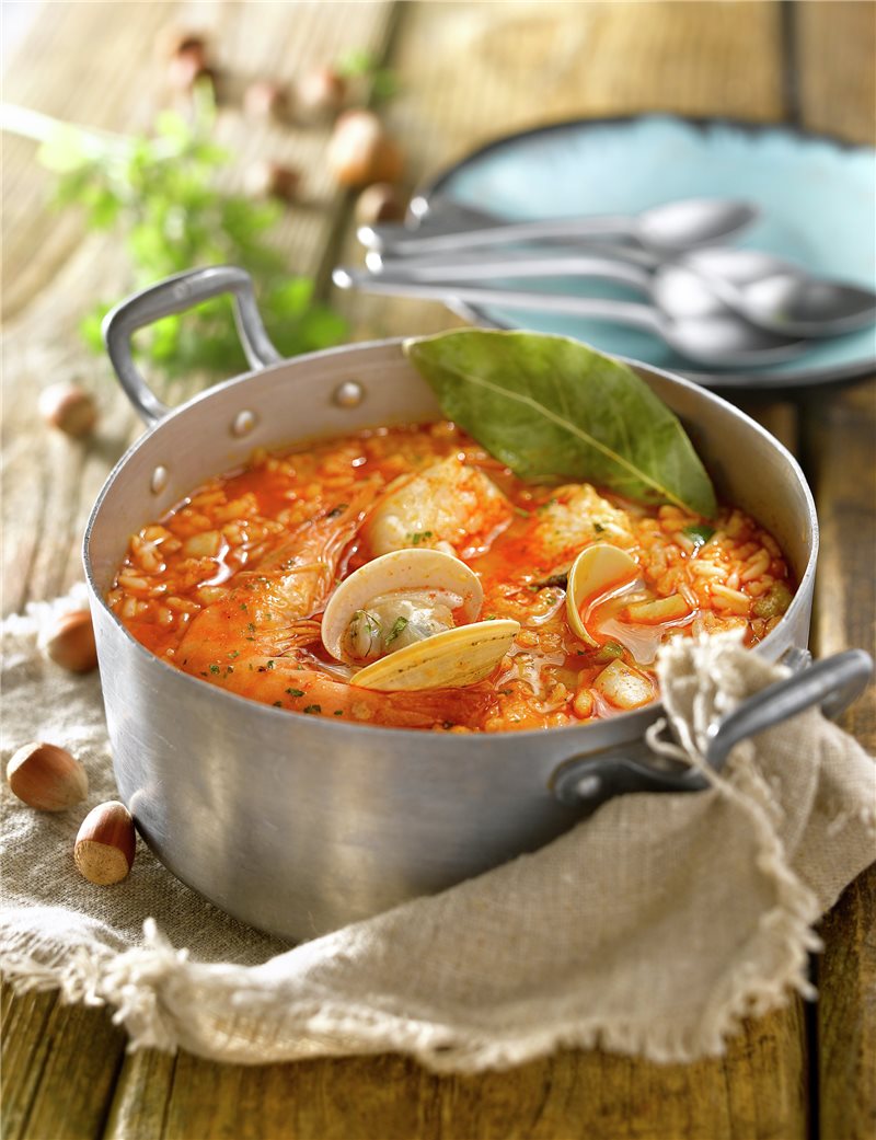 PASTA SECA RELLENA CON RICOTTA Y MERLUZA